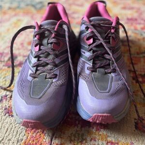 Hoka One One Speedgoat 3 Trail Running Shoes Women’s 6.5 Purple Vibram Sole
